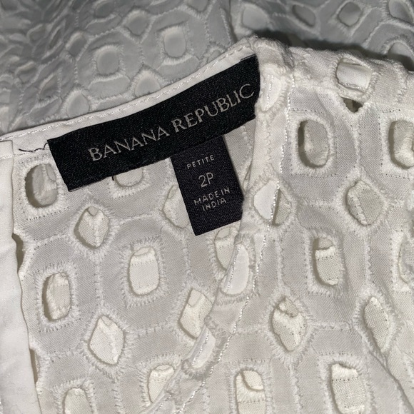 Banana Republic embroidered peplum dress - Picture 3 of 11